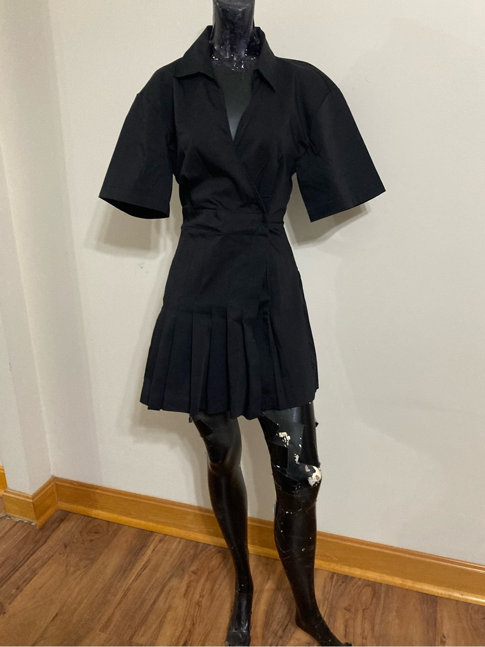Black Pleated Short-Sleeve “Tennis”Dress. Item# SSd14
